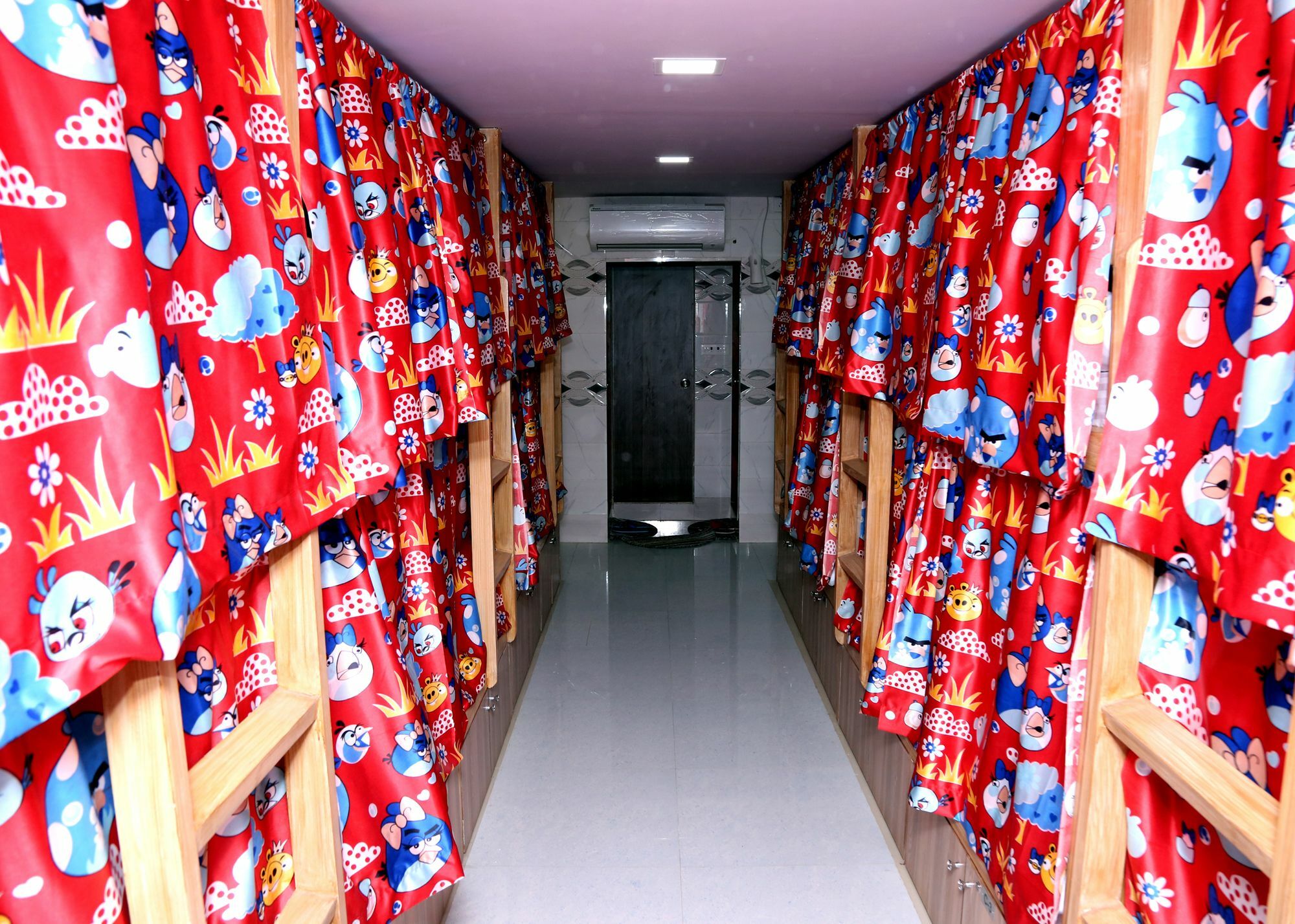 Delta Dormitory Mumbai Exterior photo